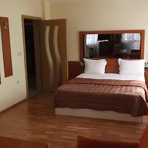 3* Hotel Palitra